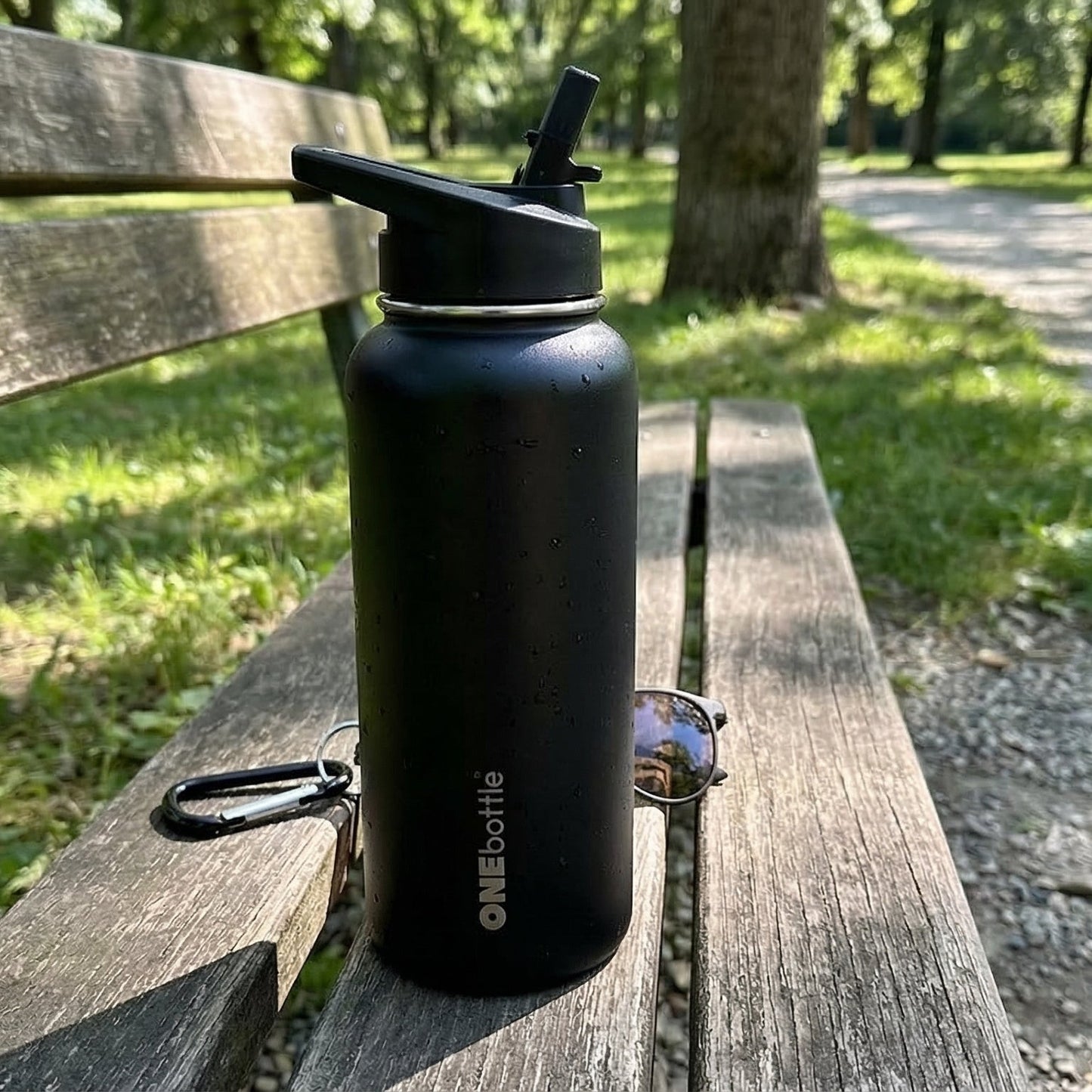 Triple Insulated Water Bottle - Leakproof - 32 oz, 1 L metal water bottle